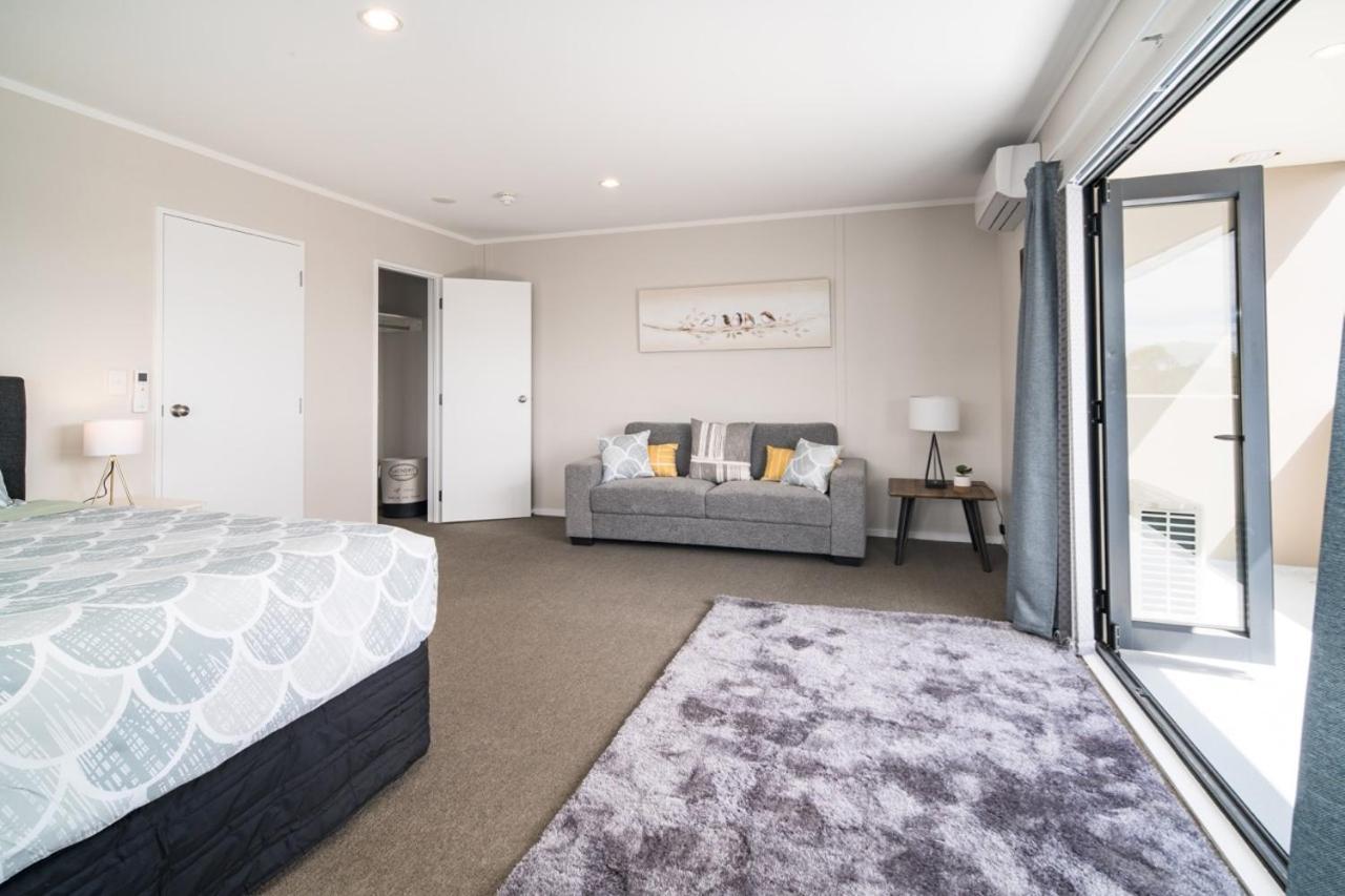 Central Manukau Escape Apartment โอ๊คแลนด์ ภายนอก รูปภาพ